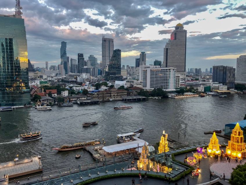Bangkok Sehenswürdigkeiten, Blick über Bangkok in der Dämmerung