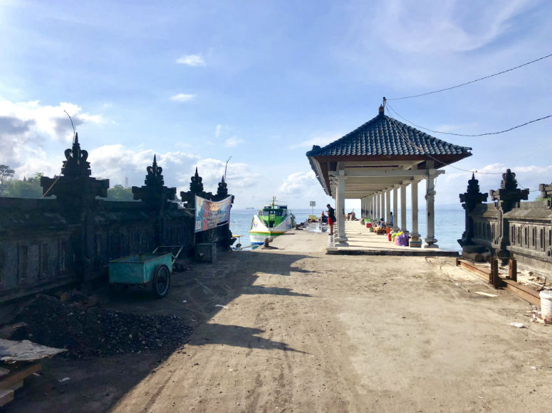 Hafen in Padang Bai Bali