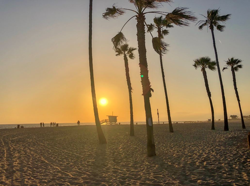 Der Venice Beach in LA bei Sonnenuntergang
