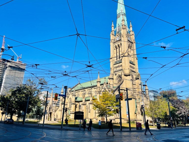 Toronto Sehenswürdigkeiten, Blick auf St. James Kathedrale