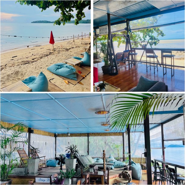 Shell Lounge Koh Phangan, blaue Sitzsäcke am Strand, Tische und Stühle im Restaurant