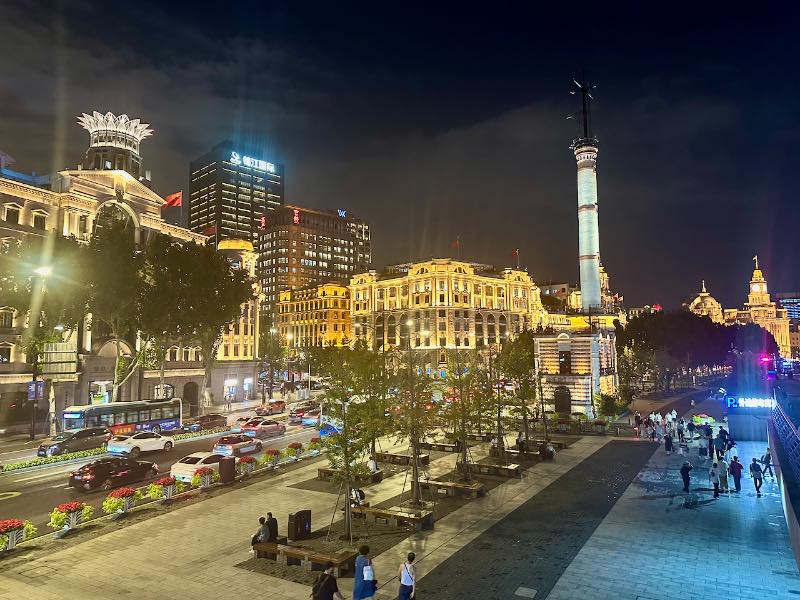 The Bund Nachts